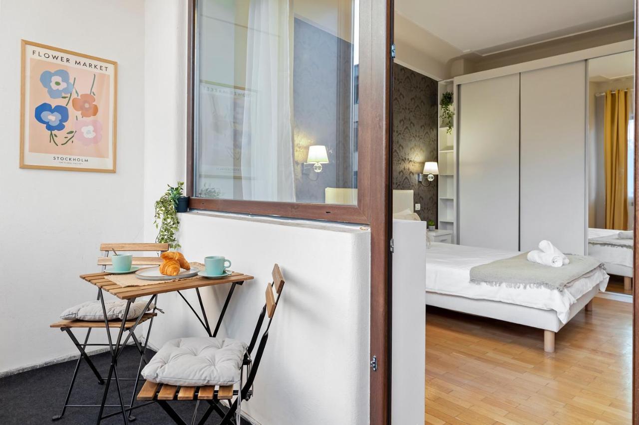 City Heart Retreat Elegant Apartment Bucureşti Exterior foto