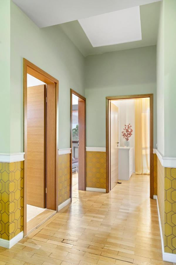 City Heart Retreat Elegant Apartment Bucureşti Exterior foto