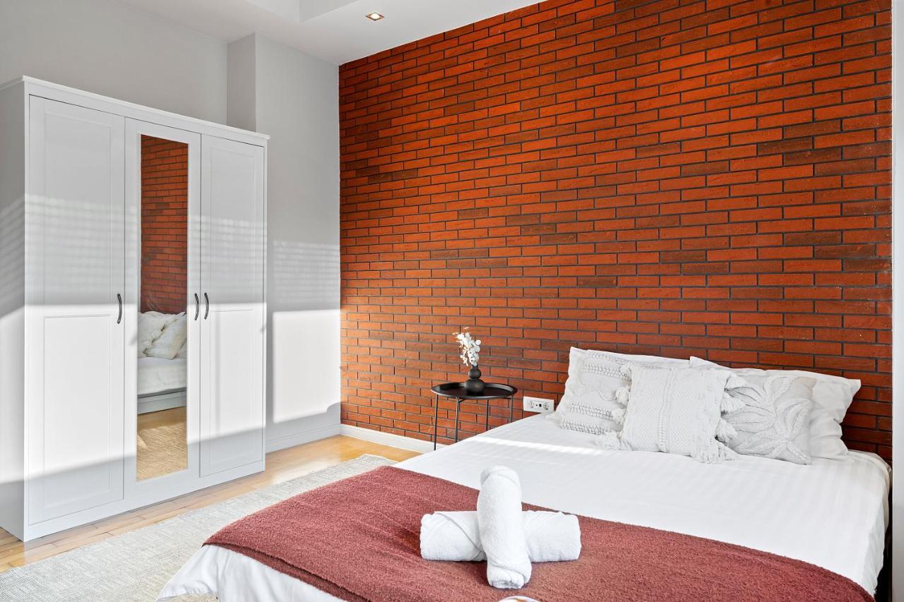 City Heart Retreat Elegant Apartment Bucureşti Exterior foto